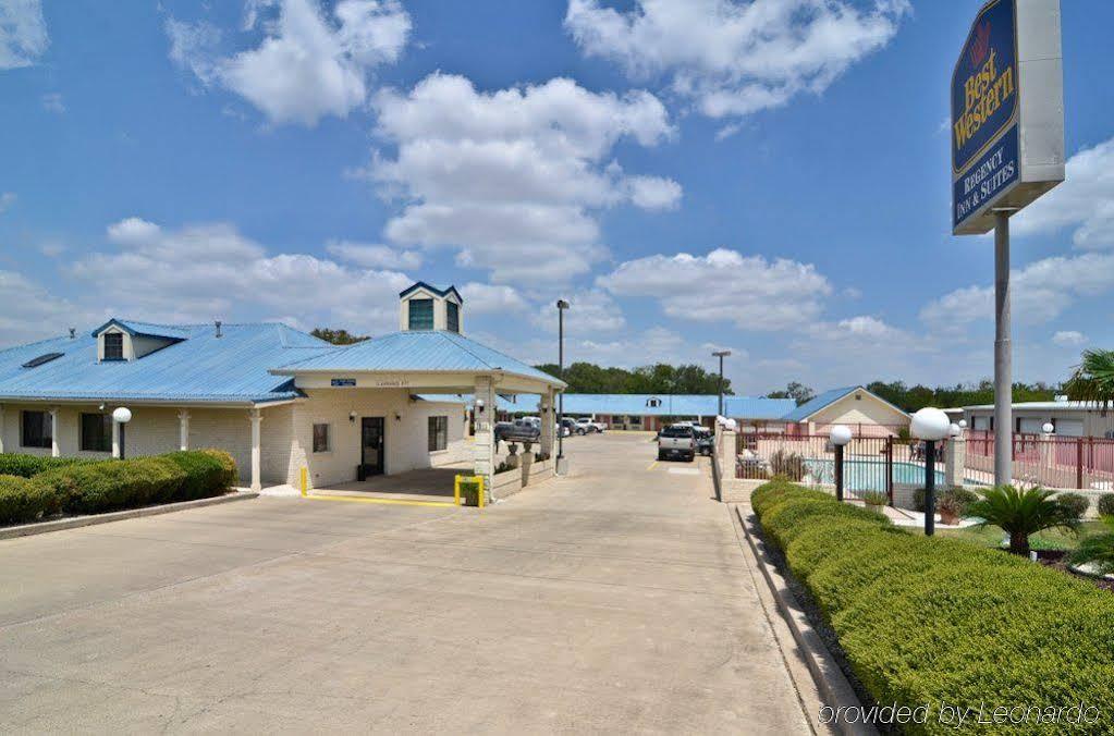 Best Western Regency Inn & Suites Gonzales Exteriör bild