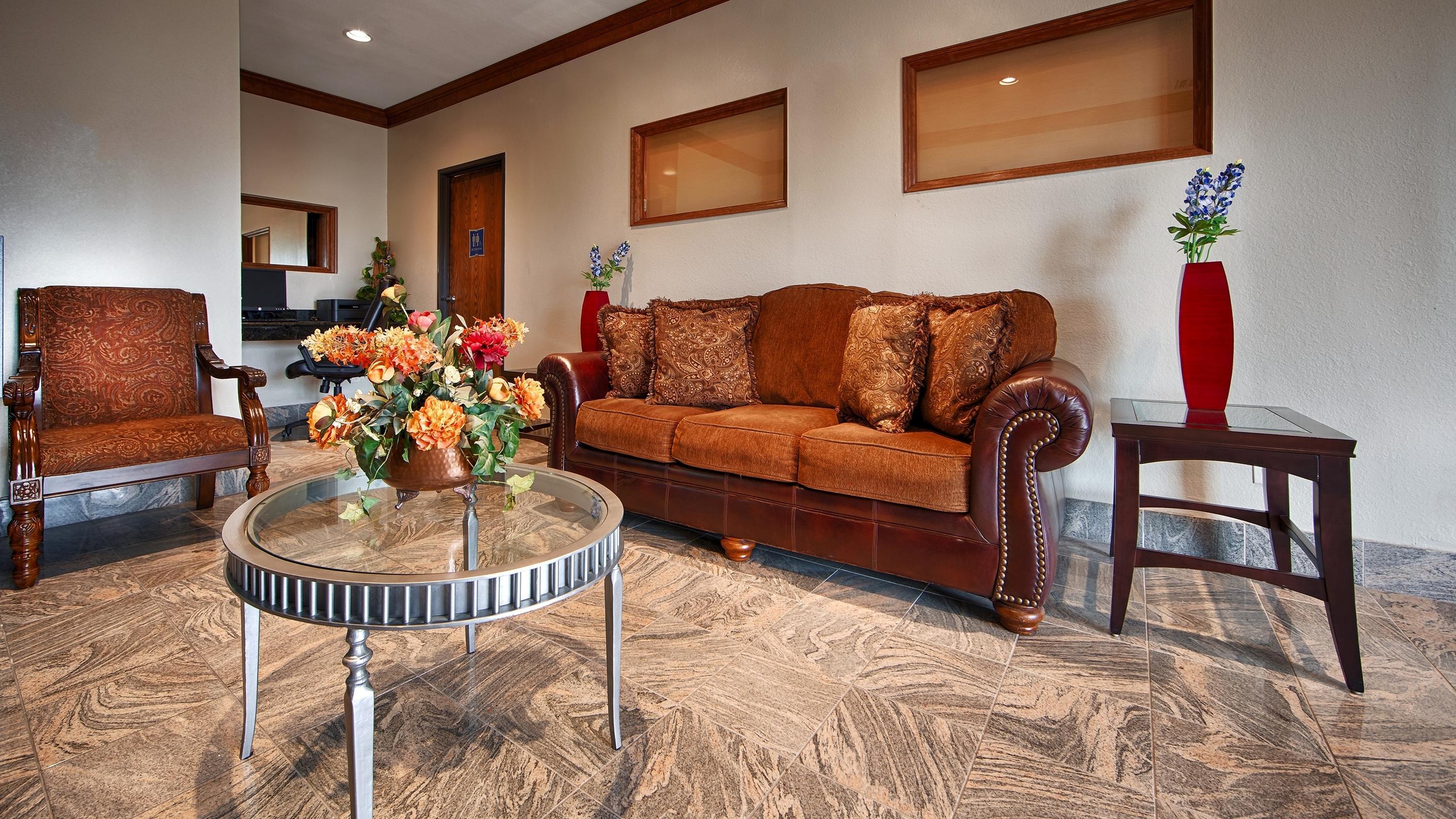 Best Western Regency Inn & Suites Gonzales Exteriör bild