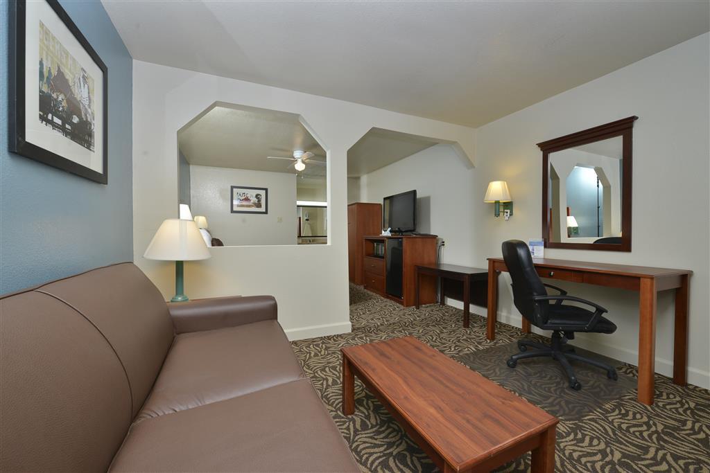 Best Western Regency Inn & Suites Gonzales Rum bild