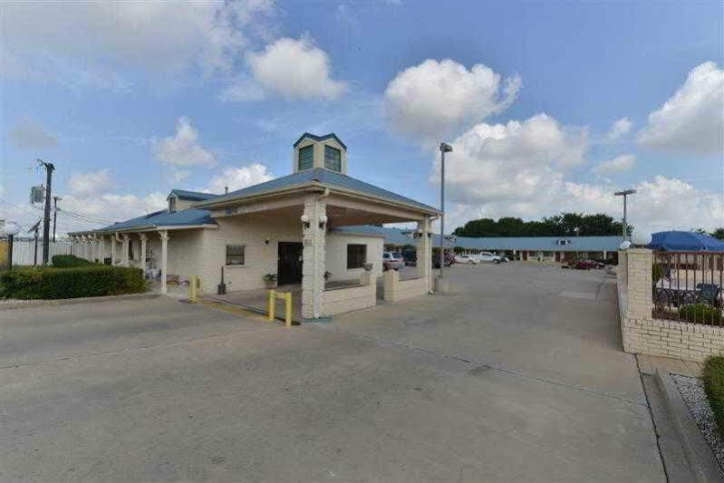 Best Western Regency Inn & Suites Gonzales Exteriör bild